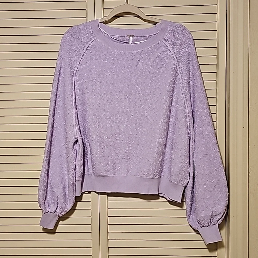 Free People Found My Friend Lavender Boucle Knit Oversized Sweater Size Small - Picture 3 of 6